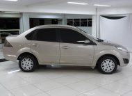 Ford Fiesta sedan 1.6 dourado 16v flex 4p manual 2011