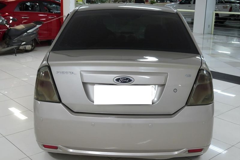 Ford Fiesta sedan 1.6 dourado 16v flex 4p manual 2011